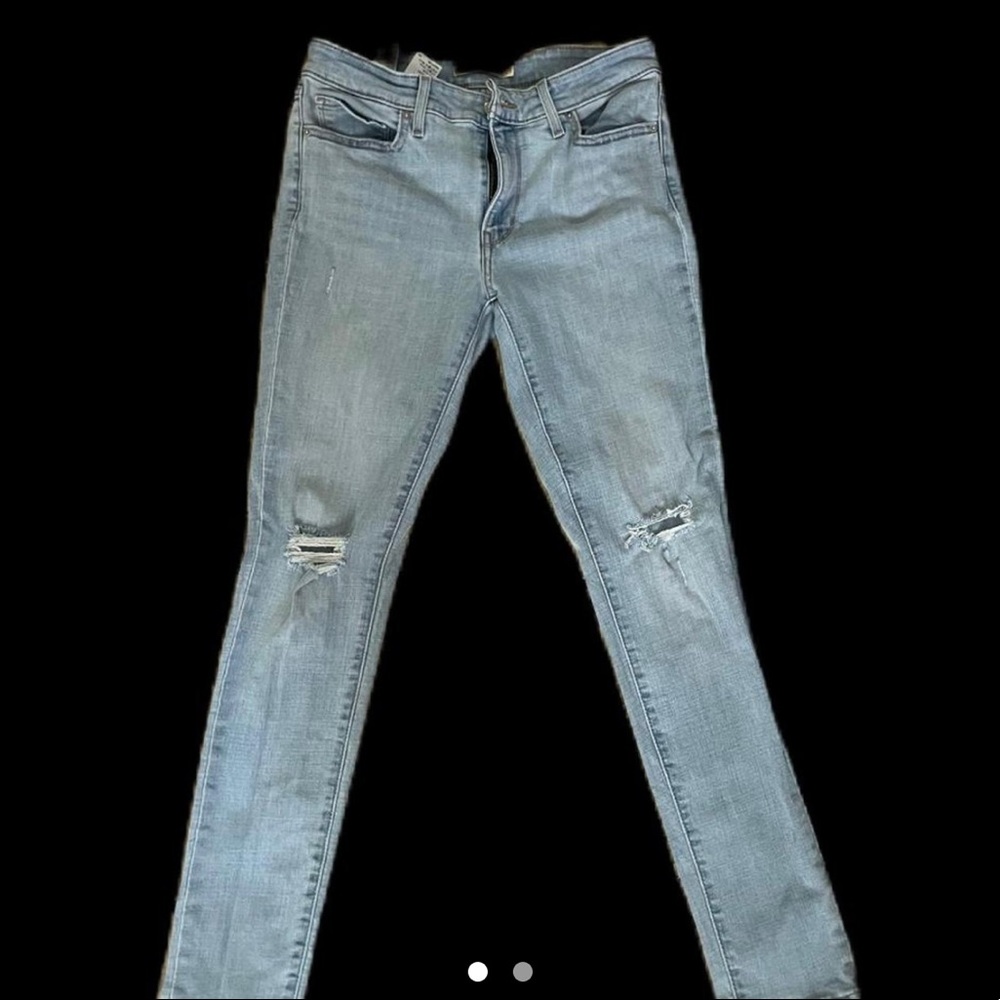 Levis Woman’s Jeans